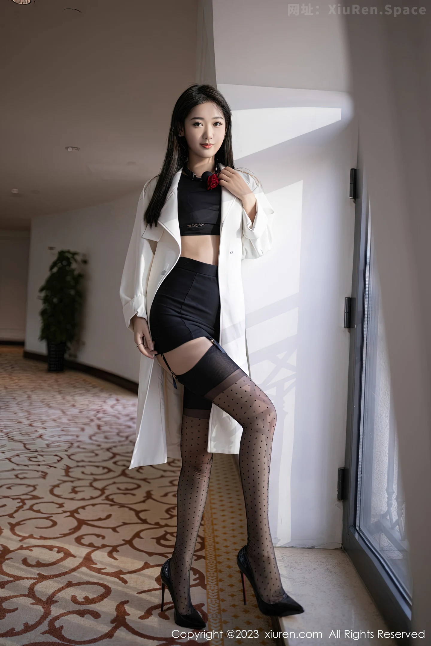 图片[3]-[Xiuren秀人网]2022.12.30 VOL.6067 养乐多DoDo 白色透视衬衫加蓝色运动内衣性感私房写真集-秀人网官方网站